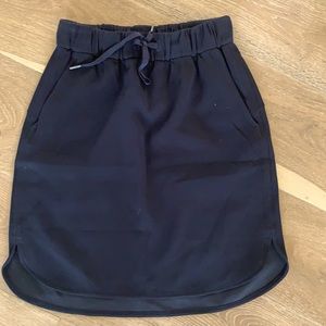 Lululemon skirt- black